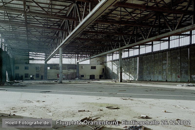 Einfliegehalle der Heinkel-Werke Oranienburg - ehemaliger Flugplatz Oranienburg - Foto: Olaf Hoell