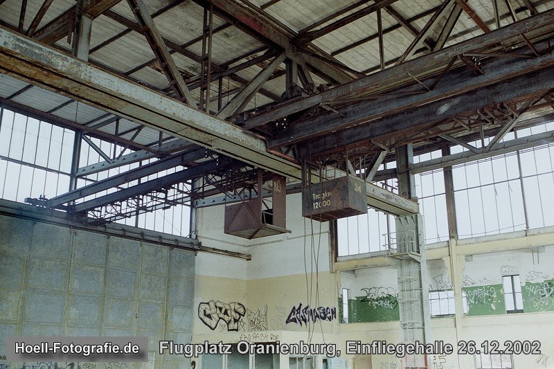 Einfliegehalle der Heinkel-Werke Oranienburg - ehemaliger Flugplatz Oranienburg - Foto: Olaf Hoell